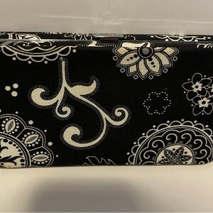 Thirty-One hardback wallet